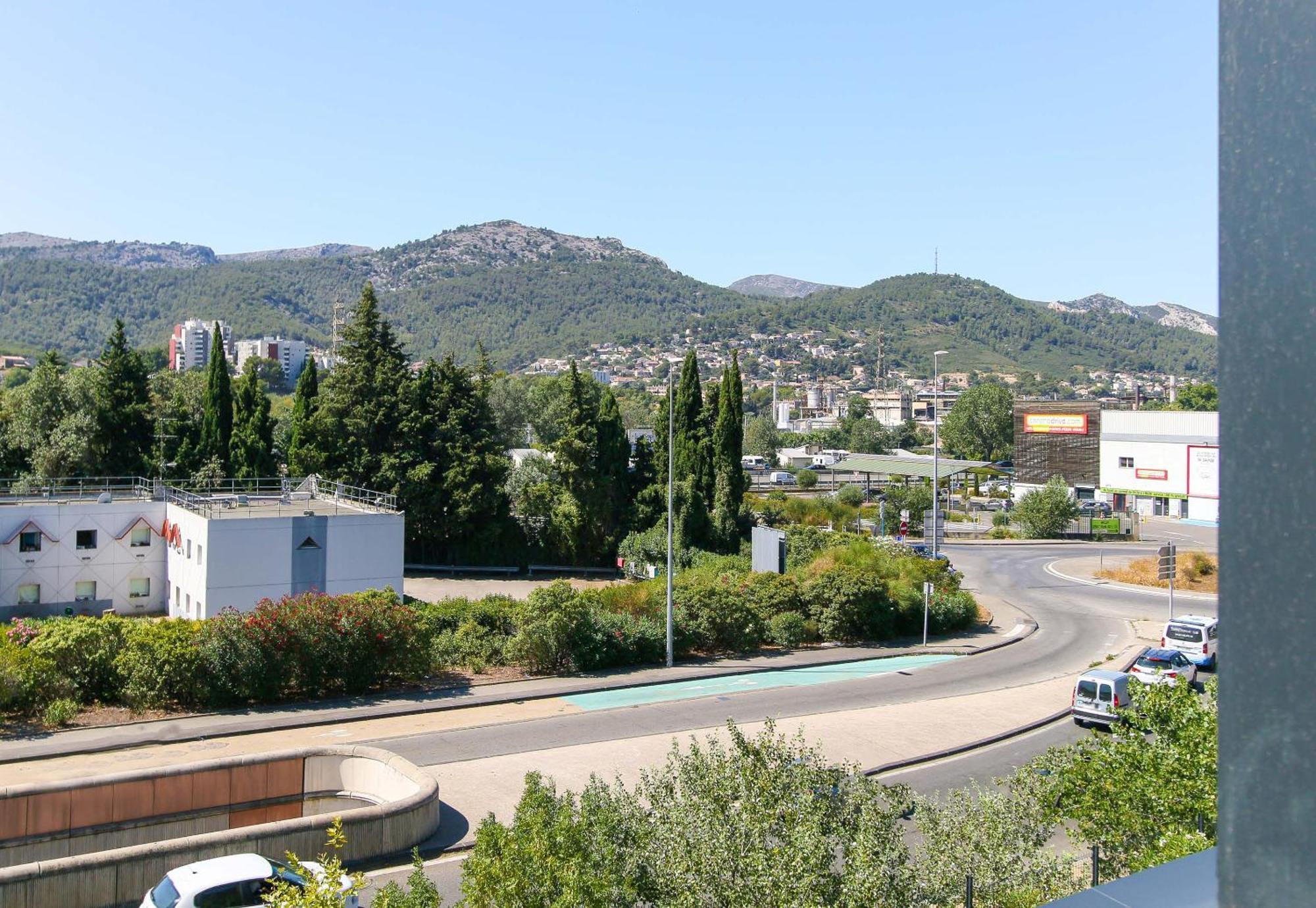 B&B Hotel Marseille La Valentine St Menet Экстерьер фото